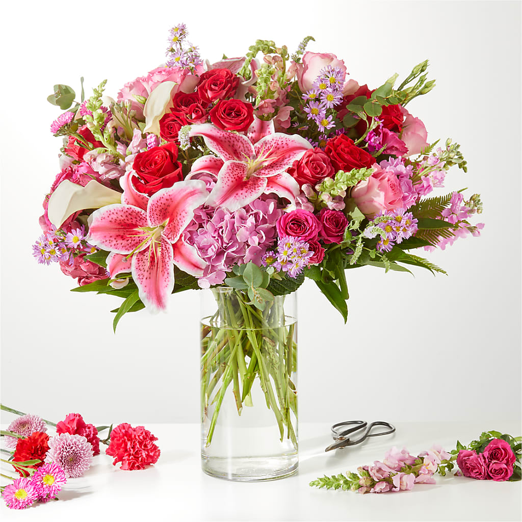 Swooning Over You - A Luxury Florist Original – Blooms And Gifts, Concord CA