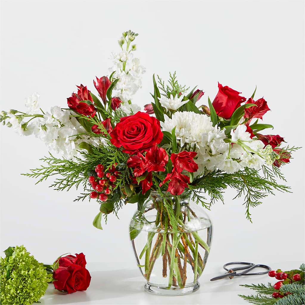 Merry Moment Bouquet – A Florist Original – Blooms And Gifts, Concord CA