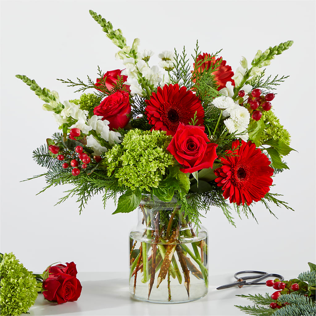 Merry Moment Bouquet – A Florist Original – Blooms And Gifts, Concord CA