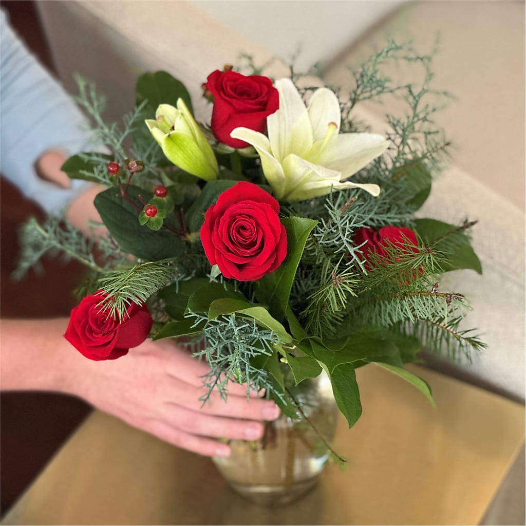 Glittering Lights Bouquet – Blooms And Gifts, Concord CA