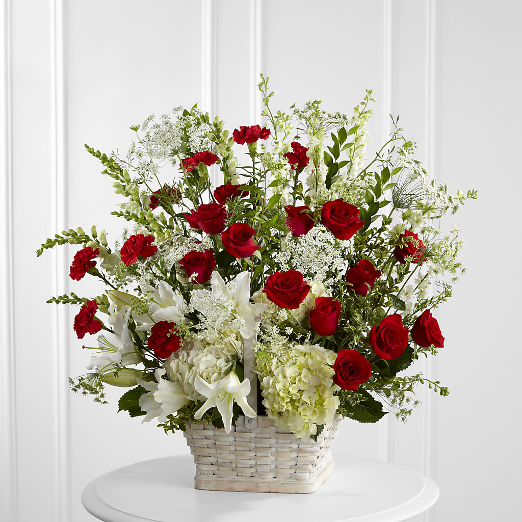 In Loving Memory Arrangement – Blooms And Gifts, Concord CA