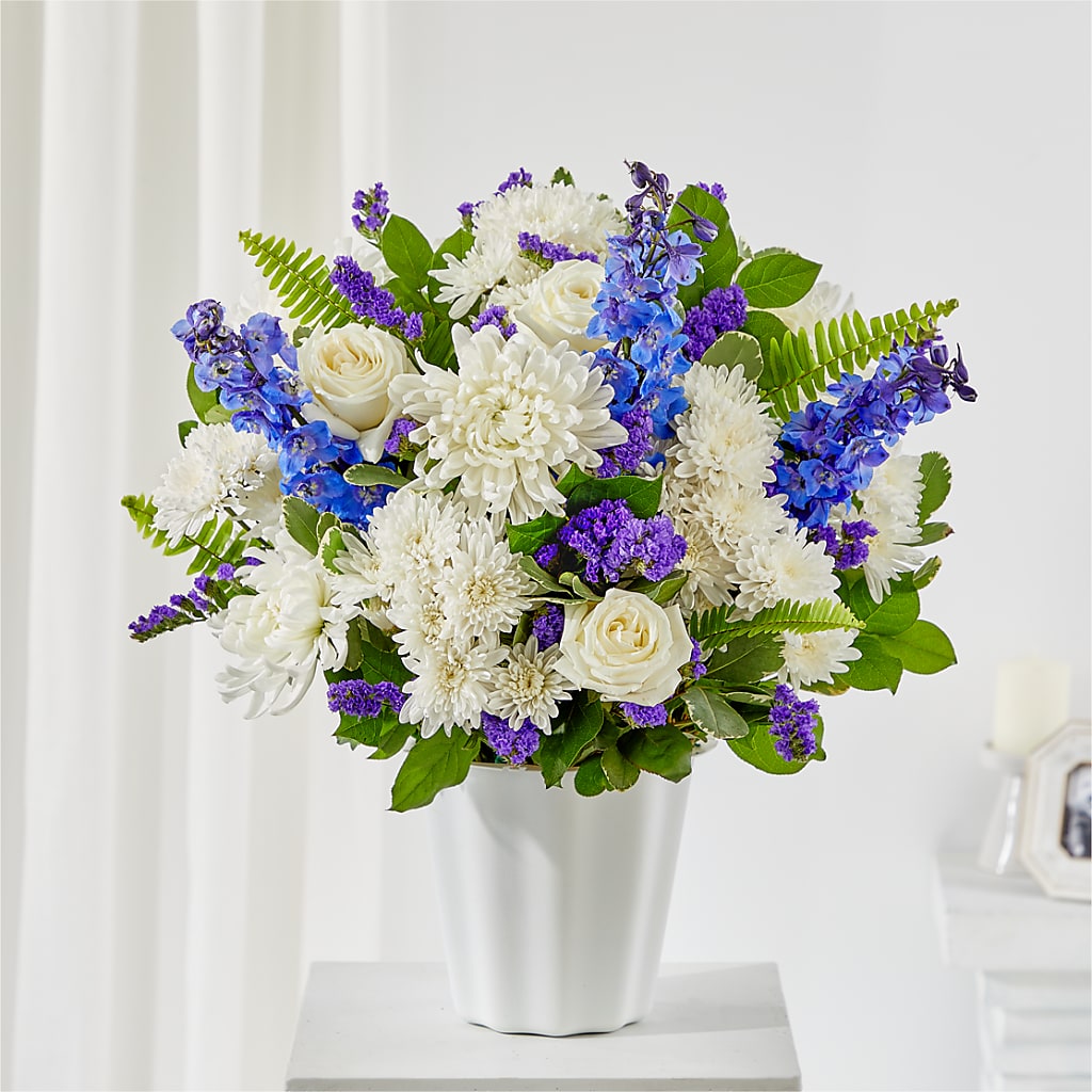 Hold Dear Tabletop Basket – Blooms And Gifts, Concord CA