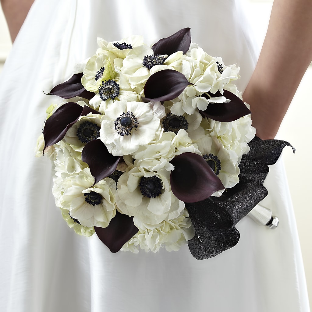 To Have and To Hold Bouquet – Blooms And Gifts, Concord CA