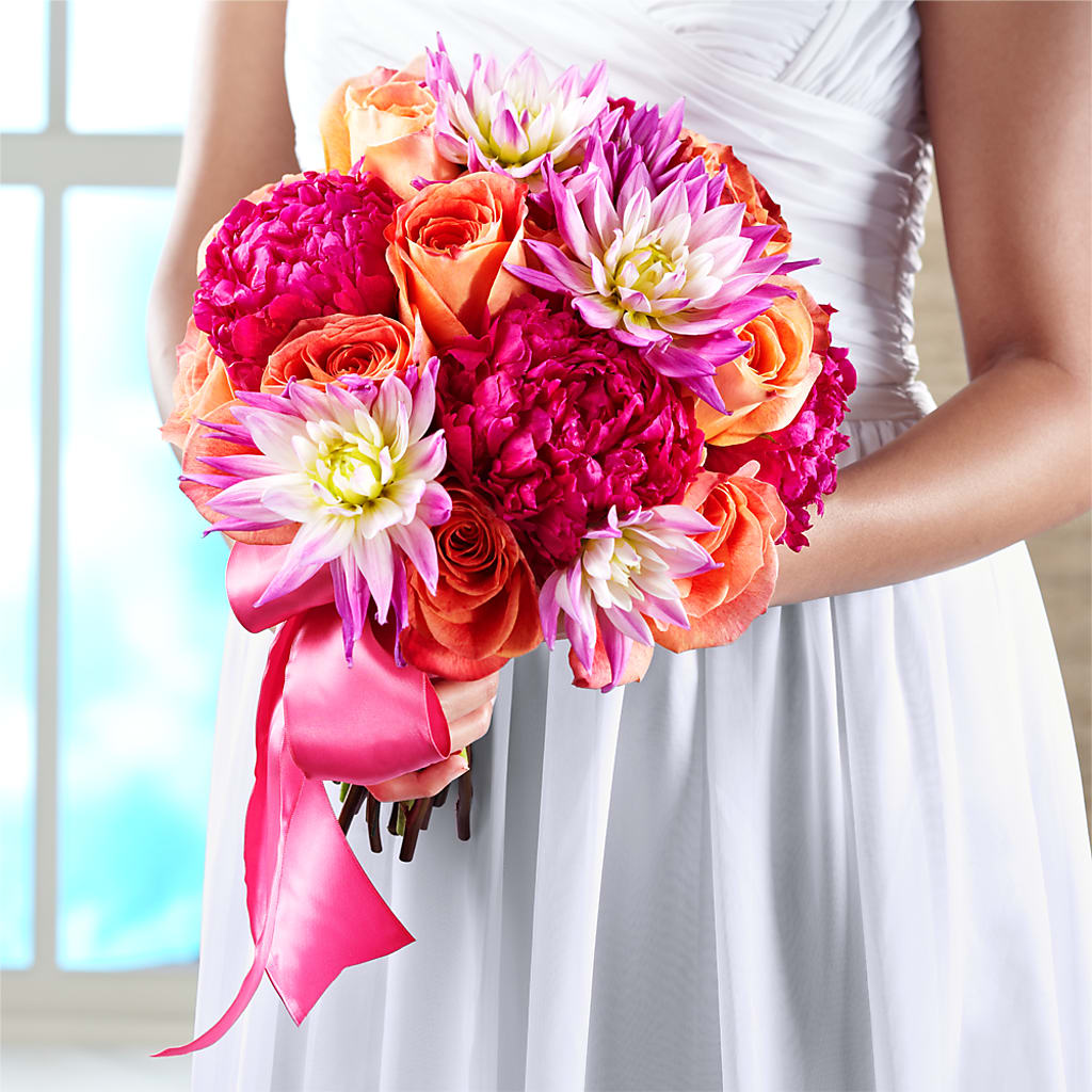 New Love Bouquet – Blooms And Gifts, Concord CA