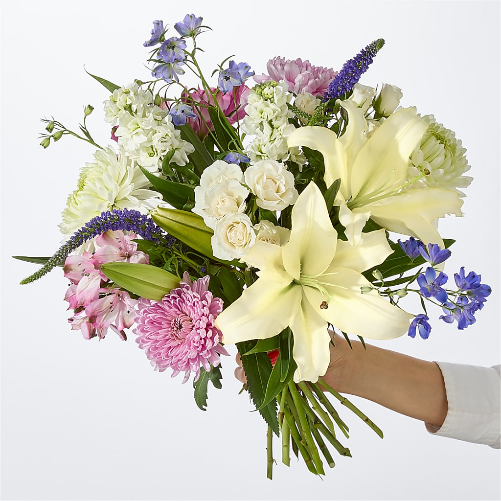 Winter Celebration Bouquet –  Blooms And Gifts, Concord CA
