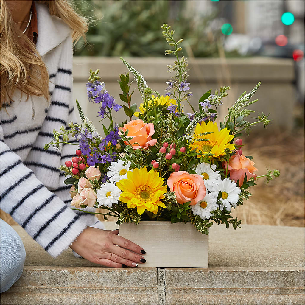 The Good Life Bouquet –  Blooms And Gifts, Concord CA