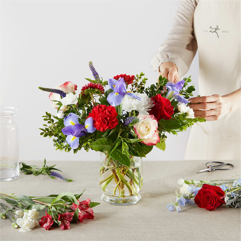 Star Spangled - A Florist Original –  Blooms And Gifts, Concord CA