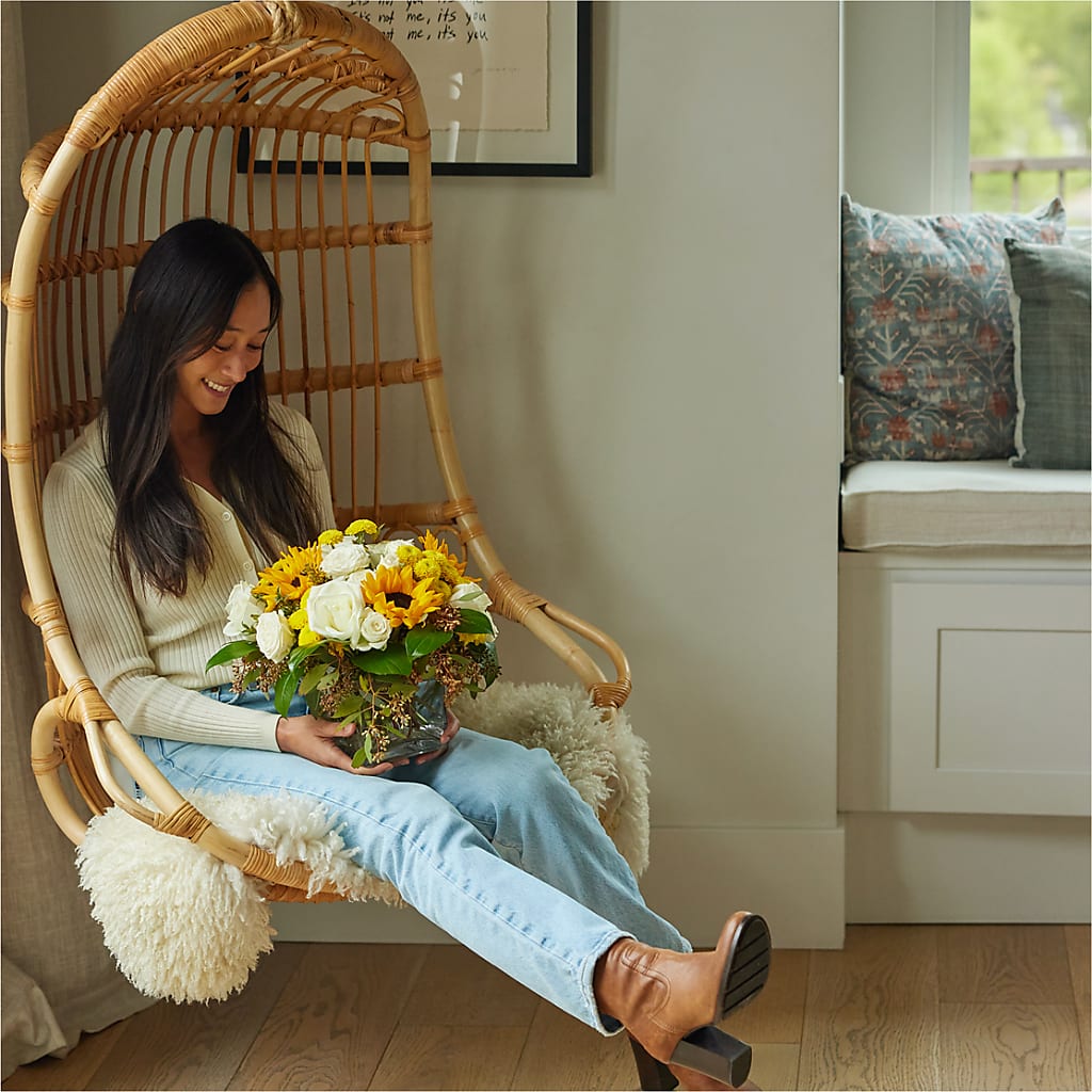 Luminous Morning Bouquet –  Blooms And Gifts, Concord CA