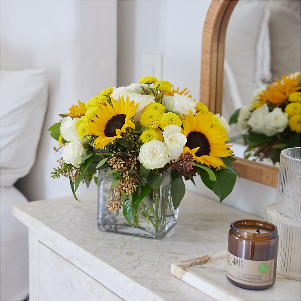 Luminous Morning Bouquet –  Blooms And Gifts, Concord CA
