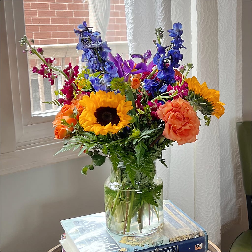 Rays of Life Bouquet –  Blooms And Gifts, Concord CA