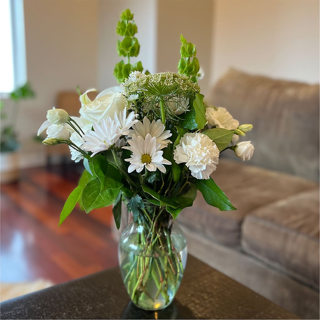 Classic Ivory – A Florist Original –  Blooms And Gifts, Concord CA