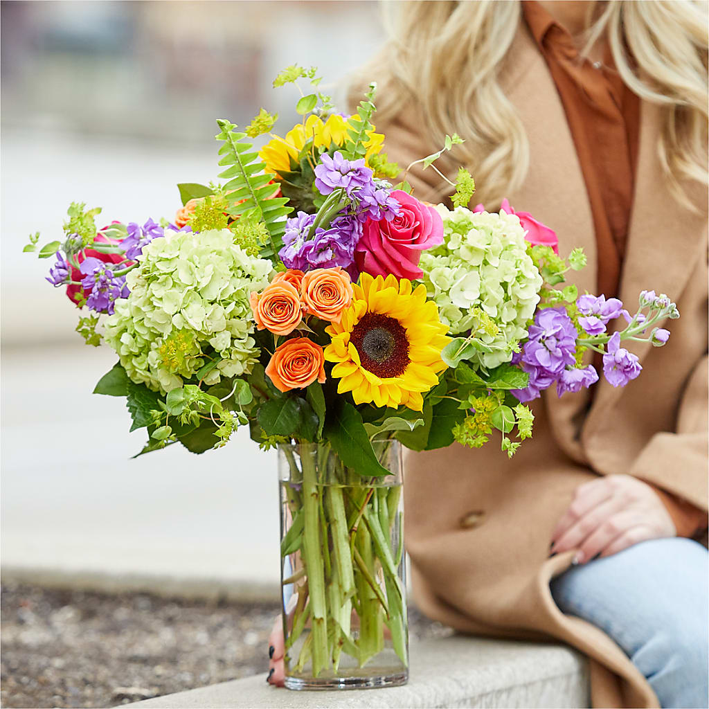 Vibrant Greetings Bouquet –  Blooms And Gifts, Concord CA