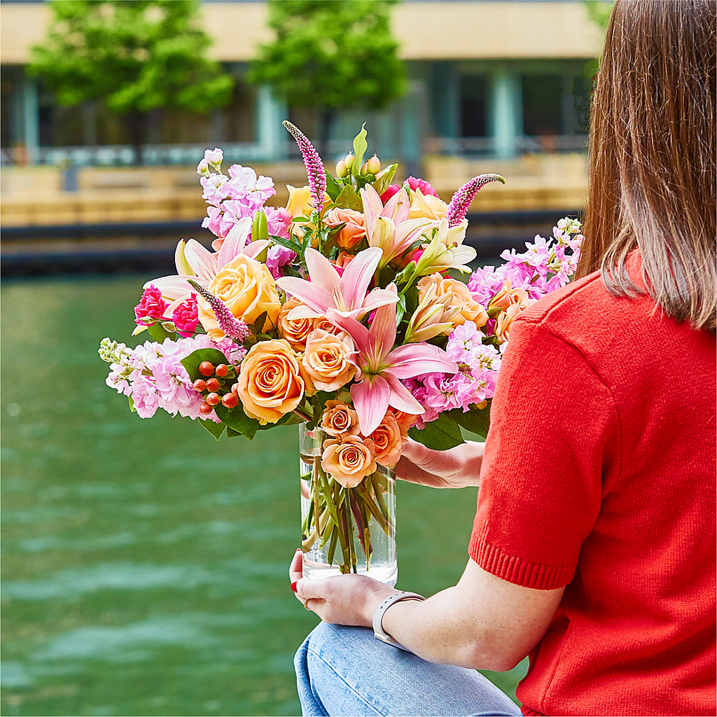 Bisous Bouquet –  Blooms And Gifts, Concord CA